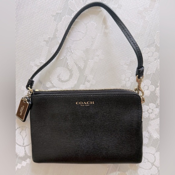 Coach Handbags - Coach Black Leather Wristlet